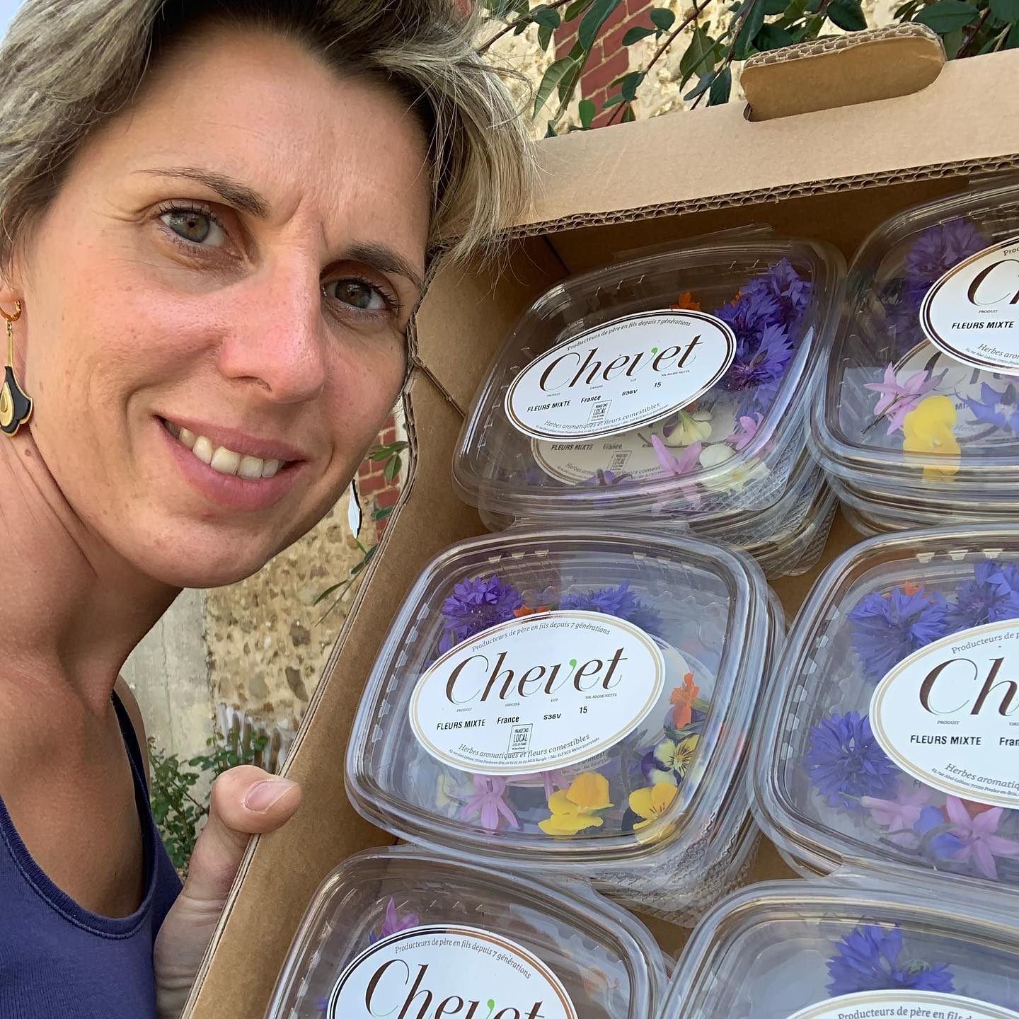 La Box Briarde distributeur automatique des fruits légumes et produits frais de la ferme 69764369_477267416159152_7954054066668044288_o
